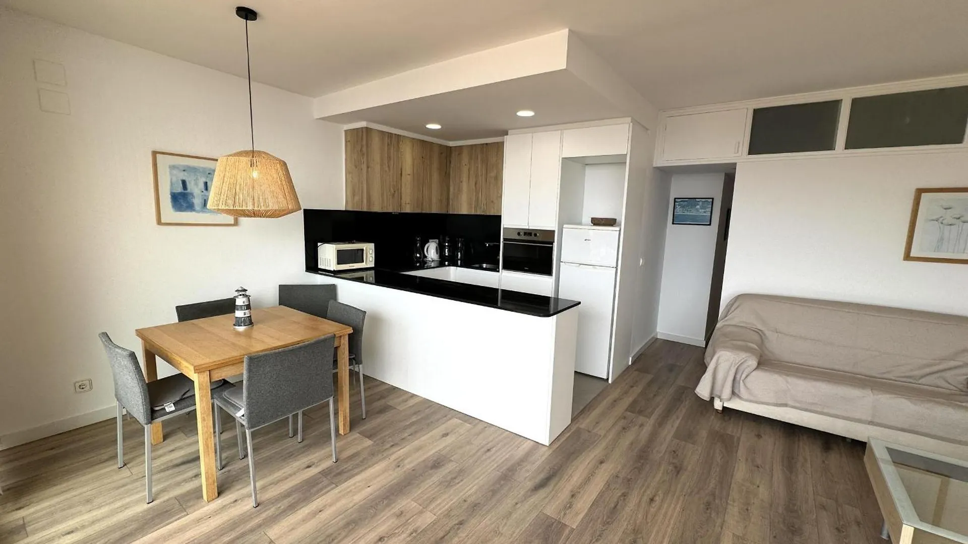 Precioso Apartamento Con Vistas Al Mar Y Piscina En Aiguablava - Es-226-4 ベグール