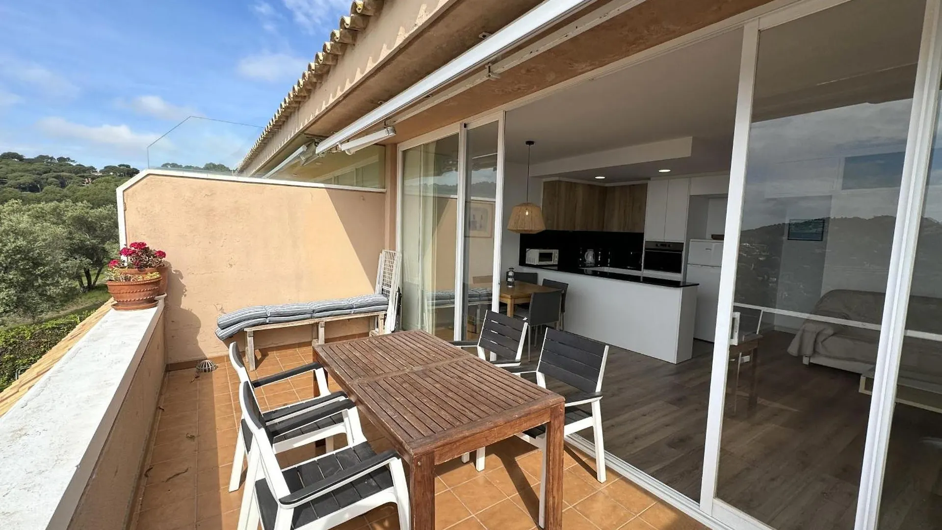 Precioso Apartamento Con Vistas Al Mar Y Piscina En Aiguablava - Es-226-4 ベグール アパート